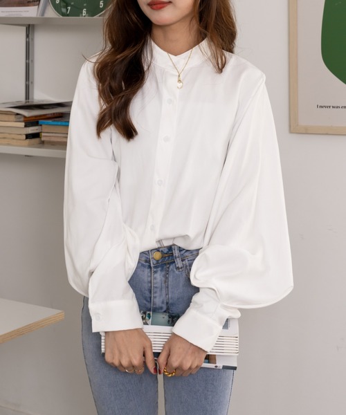 ABITOKYO(アビトーキョー)の「ボリュームスリーブ シャツブラウス(シャツ/ブラウス・レディース・ホワイト/ブラック/ベージュ/ネイビー/アイボリー/ブルーグレー・S/M/L)」の22枚目の写真