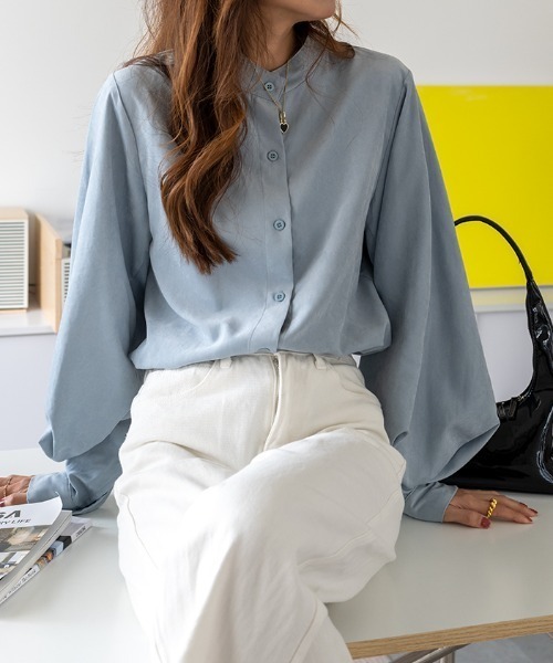 ABITOKYO(アビトーキョー)の「ボリュームスリーブ シャツブラウス(シャツ/ブラウス・レディース・ホワイト/ブラック/ベージュ/ネイビー/アイボリー/ブルーグレー・S/M/L)」の16枚目の写真