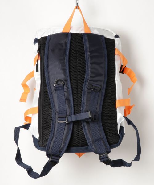 ellesse(エレッセ)の「【ellesse/エレッセ】ボックスバックパック(バックパック/リュック・レディース・ブラック/ホワイト/イエロー/ネイビー・FREE)」の9枚目の写真