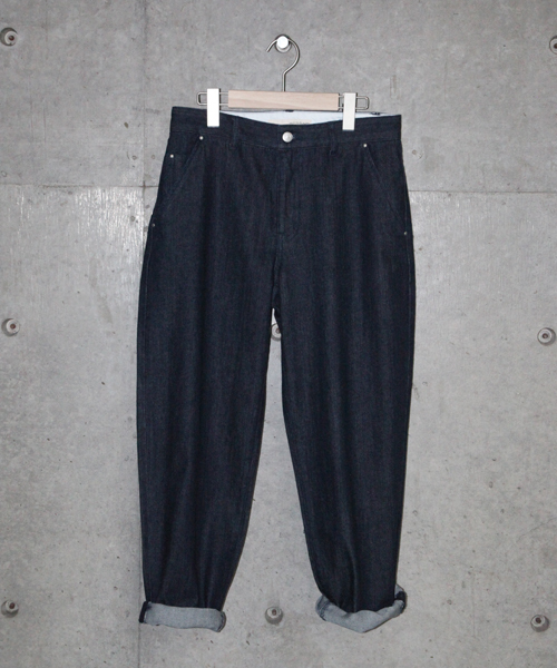 MELROSE claire（メルローズ クレール）の「ストレッチテーパードシルエットデニム（デニムパンツ・レディース・ノンウォッシュ/インディゴブルー・LARGE/SMALL/MEDIUM）」の6枚目の写真