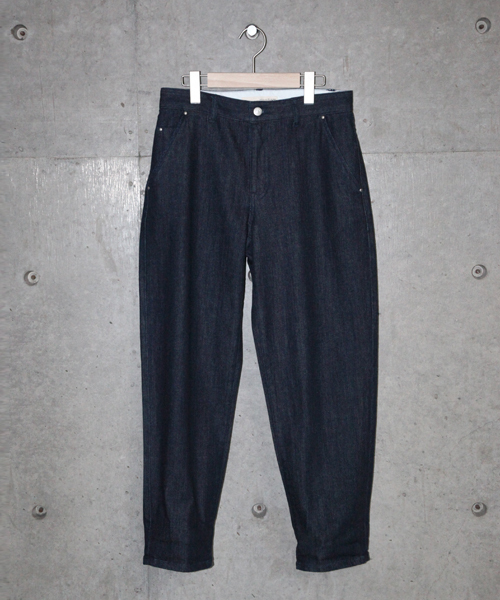 MELROSE claire（メルローズ クレール）の「ストレッチテーパードシルエットデニム（デニムパンツ・レディース・ノンウォッシュ/インディゴブルー・LARGE/SMALL/MEDIUM）」の8枚目の写真