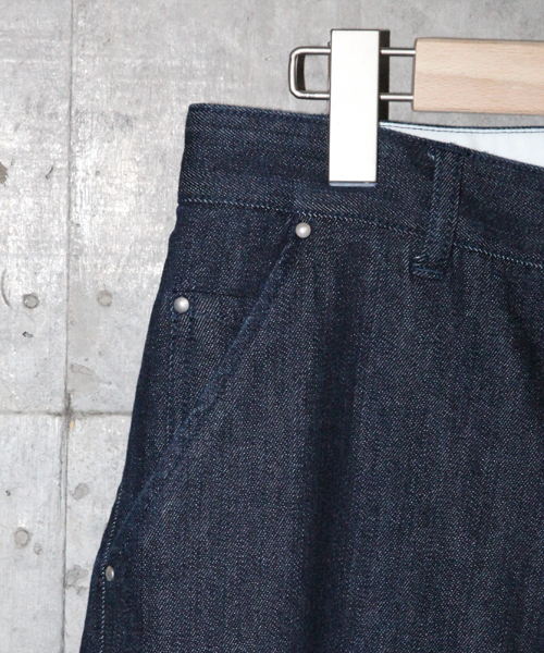 MELROSE claire（メルローズ クレール）の「ストレッチテーパードシルエットデニム（デニムパンツ・レディース・ノンウォッシュ/インディゴブルー・LARGE/SMALL/MEDIUM）」の9枚目の写真