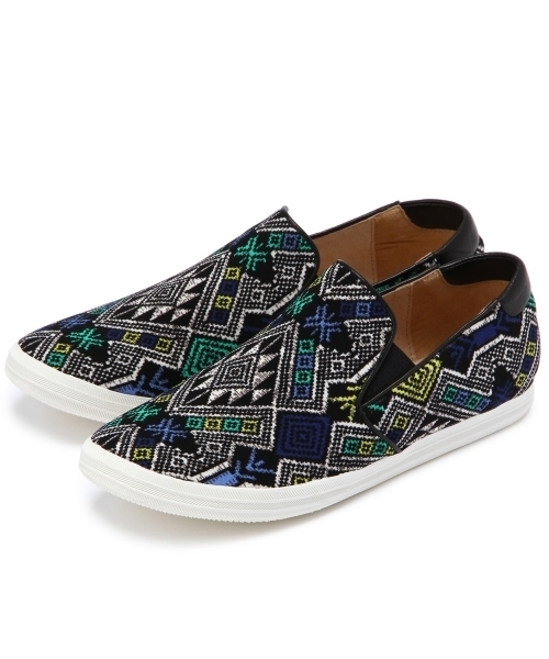 Another Edition(アナザーエディション)の「ALL/BLACK Tribal SNK ◆(その他シューズ・レディース・コバルトブルー/レッド・36/37/38)」の2枚目の写真