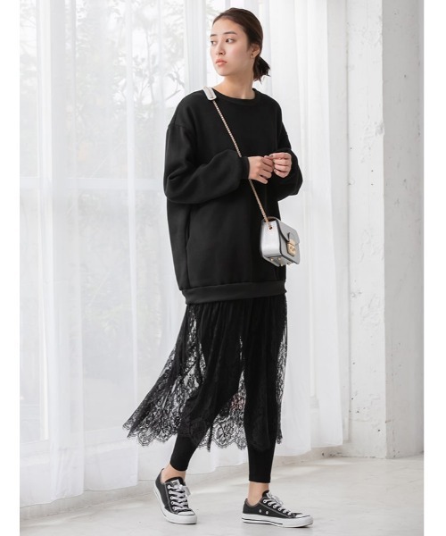 fifth(フィフス)の「裏起毛レースドッキングスウェットワンピース(ワンピース・レディース・ブラック/グレー・MEDIUM)」の2枚目の写真