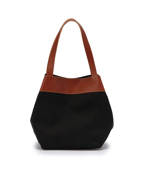 IL BISONTE(イルビゾンテ)の「IL BISONTE / CANVAS x LEATHER / トートバッグ(トートバッグ・レディース・その他1/ライトブラウン/ブラックミックス/レッド/ブラック系その他/グリーン系その他/ブラック×ブラック・FREE)」の4枚目の写真
