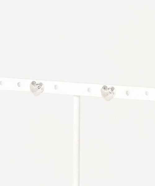 TONE SELECT GOODS(トーンセレクトグッズ)の「【925 SILVER ACC】カットハートピアスSV925(OG)(ピアス(両耳用)・レディース・シルバー/ゴールド・FREE)」の5枚目の写真