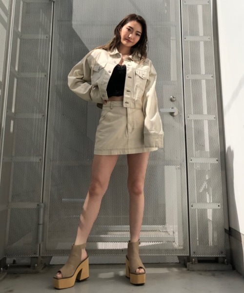 ENVYM（アンビー）の「ステッチショートＪＫⅡ（カバーオール・レディース・ブラック/ベージュ・FREE）」の7枚目の写真