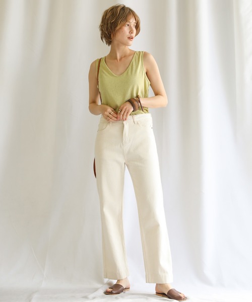 select MOCA（セレクトモカ）の「【カラバリ豊富】Uネックリラックスタンクトップ（タンクトップ・レディース・ブラック/ベージュ/オフホワイト/ライトグリーン/マスタード/ライラック/レンガ・FREE）」の8枚目の写真