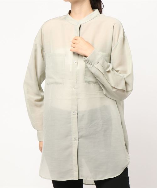 LOWRYS FARM（ローリーズファーム）の「シルキーシアーロングチュニック　887602（シャツ/ブラウス・レディース・オフホワイト/ブラック/パープル/ベージュ/グリーン・FREE）」の13枚目の写真