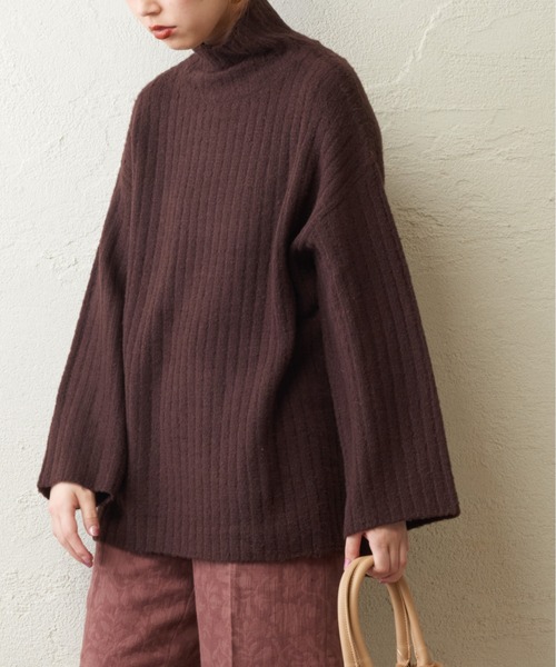natural couture(ナチュラルクチュール)の「【WEB限定】ワイドリブブークレニットチュニック(ニット/セーター・レディース・ベージュ/アイボリー/ライム/ブラウン・FREE)」の1枚目の写真