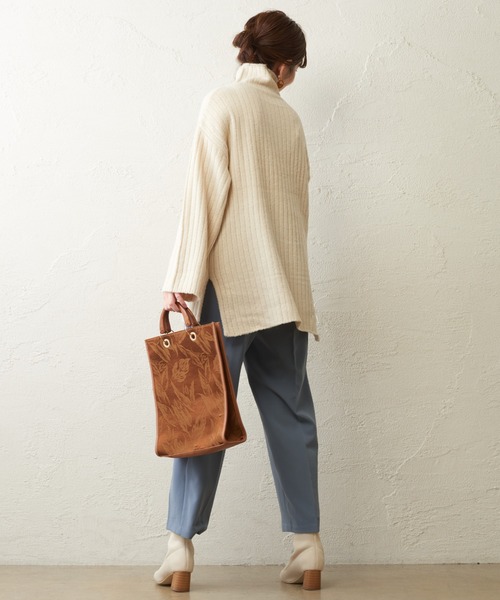 natural couture(ナチュラルクチュール)の「【WEB限定】ワイドリブブークレニットチュニック(ニット/セーター・レディース・ベージュ/アイボリー/ライム/ブラウン・FREE)」の14枚目の写真