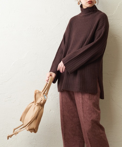 natural couture(ナチュラルクチュール)の「【WEB限定】ワイドリブブークレニットチュニック(ニット/セーター・レディース・ベージュ/アイボリー/ライム/ブラウン・FREE)」の16枚目の写真