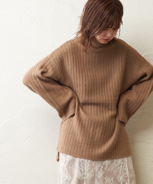 natural couture(ナチュラルクチュール)の「【WEB限定】ワイドリブブークレニットチュニック(ニット/セーター・レディース・ベージュ/アイボリー/ライム/ブラウン・FREE)」の22枚目の写真