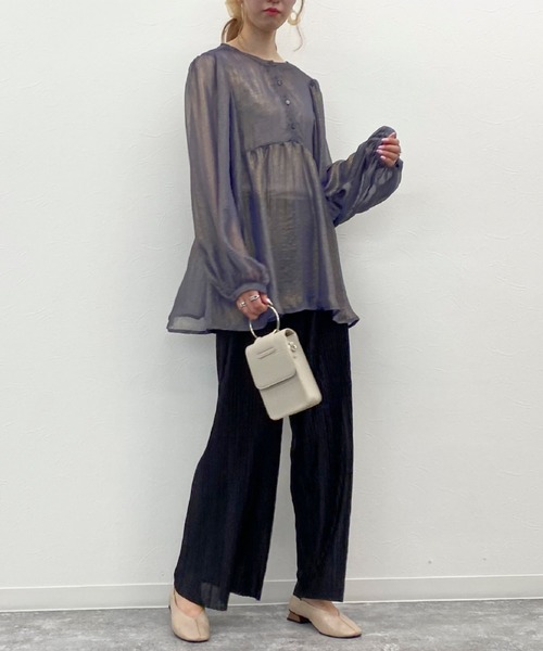 archives(アルシーヴ)の「バックオープンリボンブラウス(シャツ/ブラウス・レディース・ベージュ/ネイビー/モカ・MEDIUM)」の20枚目の写真