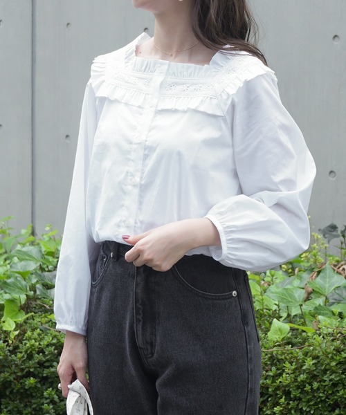 flower（フラワー）の「フラッフィーフリルブラウス（シャツ/ブラウス・レディース・ホワイト/ブラック・FREE）」の5枚目の写真