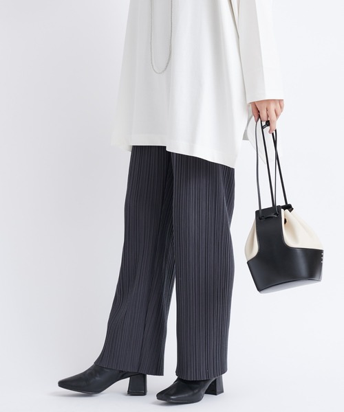 DouDou（ドゥドゥ）の「【新色追加】AWランダムプリーツワイドパンツ（その他パンツ・レディース・オフホワイト/ブラック/ライトグレー/グリーン/キャメル/チャコールグレー・FREE）」の9枚目の写真