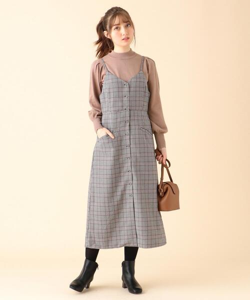 Feroux(フェルゥ)の「【2SET】ニット×キャミ ワンピース(ワンピース・レディース・ブラック系3/ダークブラウン系3/ベージュ系5・2)」の4枚目の写真