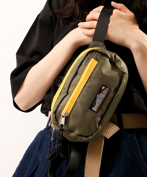 KRIFF MAYER（クリフメイヤー）の「KRIFF MAYER はっ水加工 パッカブル仕様 ミニ ウエストバッグ（ボディバッグ/ウエストポーチ・メンズ・ブラック/オリーブ/オレンジ/ベージュ・FREE）」の4枚目の写真