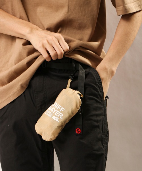 KRIFF MAYER（クリフメイヤー）の「KRIFF MAYER はっ水加工 パッカブル仕様 ミニ ウエストバッグ（ボディバッグ/ウエストポーチ・メンズ・ブラック/オリーブ/オレンジ/ベージュ・FREE）」の20枚目の写真