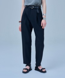 UNITED TOKYO | タックテーパードパンツ(スラックス)
