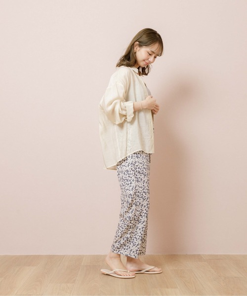 flower（フラワー）の「ヌーディカラービーチサンダル（サンダル・レディース・ベージュ/アイボリー/グリーン・SMALL/MEDIUM）」の10枚目の写真