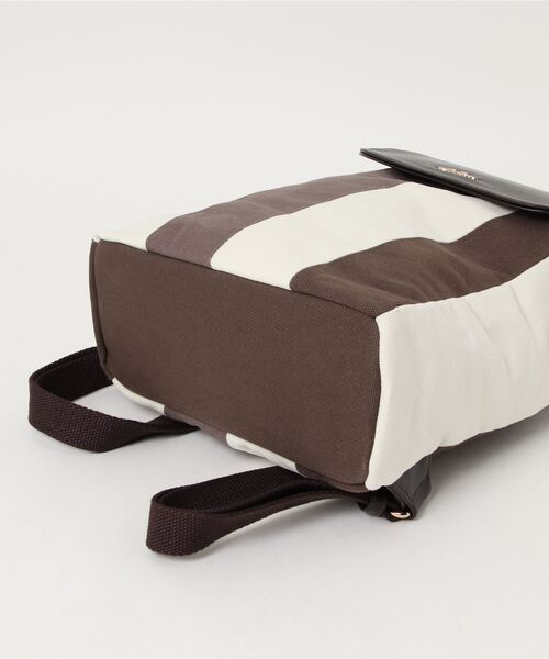 Clelia（クレリア）の「マルチカラーキャンバス×合成皮革フラップリュックサック（バックパック/リュック・レディース・パープル系その他/グレー系その他/ラベンダー/ピンク系その他/ブラウン系その他・ONE SIZE）」の17枚目の写真