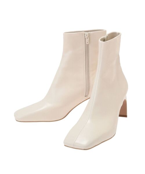 LAGUNAMOON（ラグナムーン）の「ミニマルスクエアショートブーツ（その他シューズ・レディース・アイボリー/ブラック/ベージュ・SMALL/MEDIUM）」の17枚目の写真
