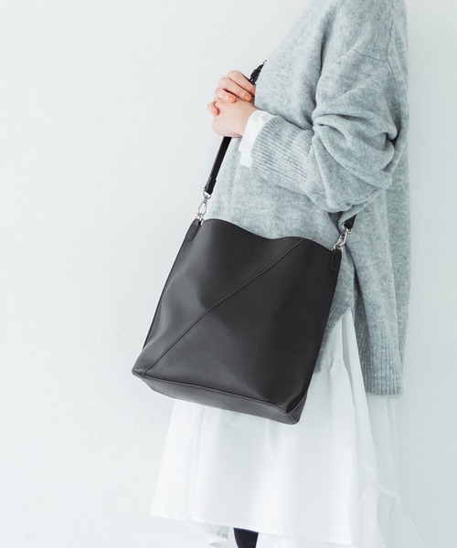 coca（coca）（コカ）の「アクセントステッチマルチウェイバック（ショルダーバッグ・レディース・ブラック/ブラウン・ONE SIZE）」の2枚目の写真