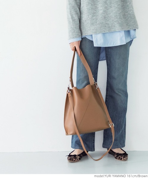 coca（coca）（コカ）の「アクセントステッチマルチウェイバック（ショルダーバッグ・レディース・ブラック/ブラウン・ONE SIZE）」の16枚目の写真