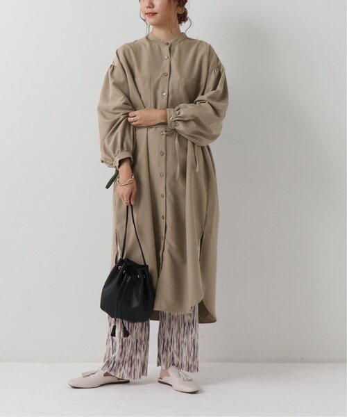 frames RAY CASSIN（フレームスレイカズン）の「バンドカラー両ポケシャツワンピース（シャツワンピース・レディース・ラベンダー/グレイッシュベージュ/グレー系/ブラウン系・FREE）」の3枚目の写真