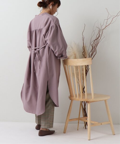 frames RAY CASSIN（フレームスレイカズン）の「バンドカラー両ポケシャツワンピース（シャツワンピース・レディース・ラベンダー/グレイッシュベージュ/グレー系/ブラウン系・FREE）」の9枚目の写真
