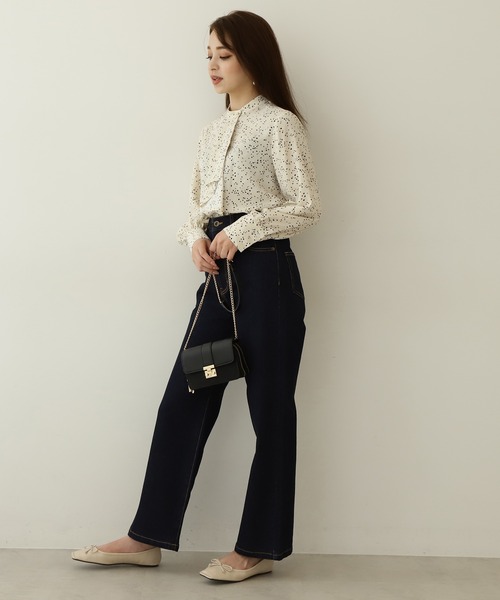 N.（N. Natural Beauty Basic）（エヌエヌナチュラルビューティーベーシック）の「◆ボウタイ風ロングスリーブブラウス（シャツ/ブラウス・レディース・ベージュ/オレンジ/ホワイト系その他/グレー/イエロー/グリーン・MEDIUM）」の7枚目の写真