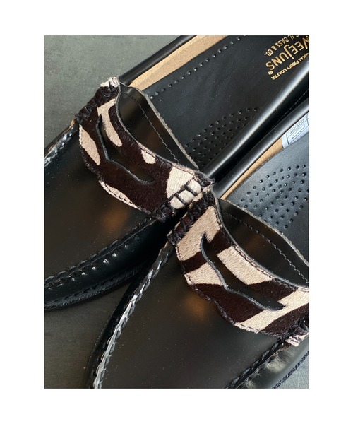 G.H.BASS（ジーエイチバス）の「G.H.BASS/BA41090/BLACK/PENNY EXOTIC（ローファー・レディース・ブラック・6.5/7/6/5.5/5）」の2枚目の写真