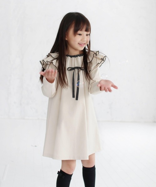 Rora（ローラ）の「アデル ワンピース(2color)（ワンピース・キッズ・ブラック/ベージュ・150/110/130/100/120/140）」の14枚目の写真