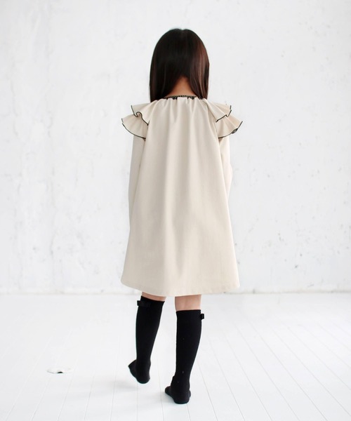 Rora（ローラ）の「アデル ワンピース(2color)（ワンピース・キッズ・ブラック/ベージュ・150/110/130/100/120/140）」の13枚目の写真
