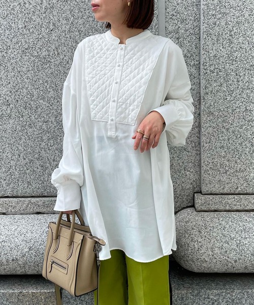 OHGA キルティングブラウス　ホワイト ohga FLOAT BLOUSE ホワイト ブラウス オーガ