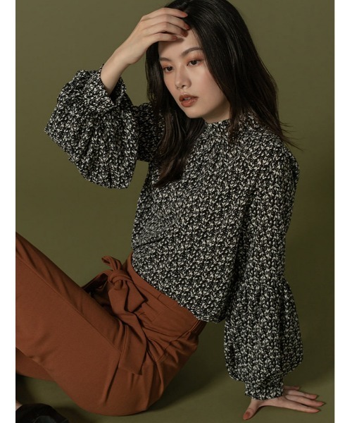 fifth(フィフス)の「クラシカルプリントボリュームスリーブブラウス(シャツ/ブラウス・レディース・ホワイト/ブラック・MEDIUM)」の9枚目の写真