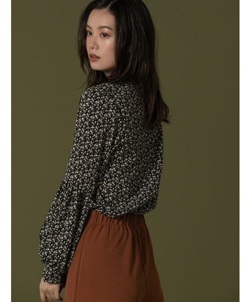 fifth(フィフス)の「クラシカルプリントボリュームスリーブブラウス(シャツ/ブラウス・レディース・ホワイト/ブラック・MEDIUM)」の13枚目の写真