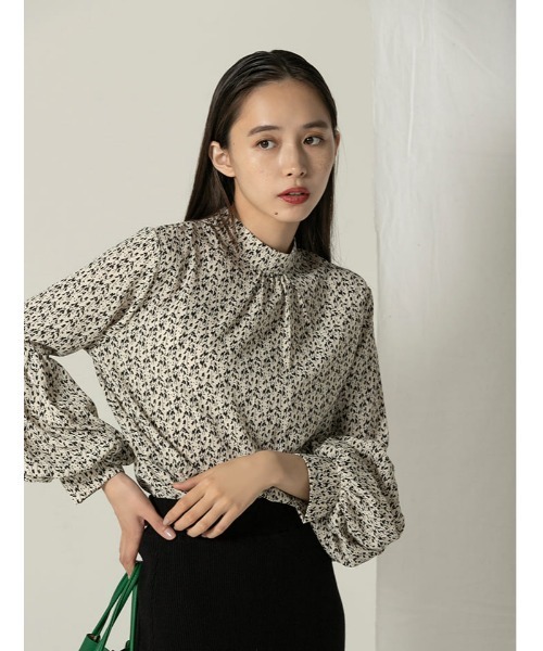 fifth(フィフス)の「クラシカルプリントボリュームスリーブブラウス(シャツ/ブラウス・レディース・ホワイト/ブラック・MEDIUM)」の8枚目の写真