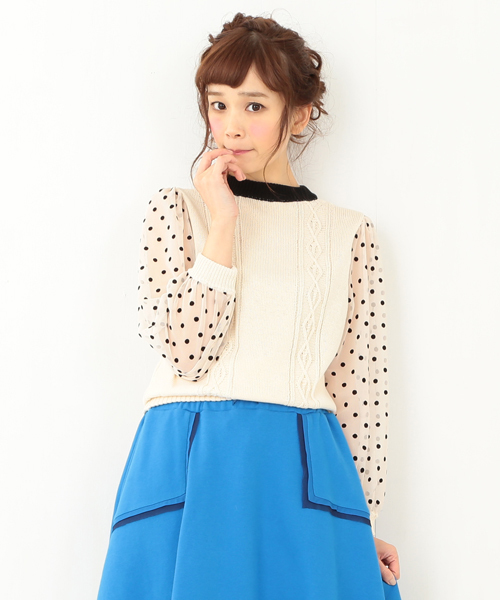 CAROLINA GLASER(カロリナ グレイサー)の「CAROLINA GLASER / ドットチュール プルオーバー(ニット/セーター・レディース・クリーム・ONE SIZE)」の10枚目の写真