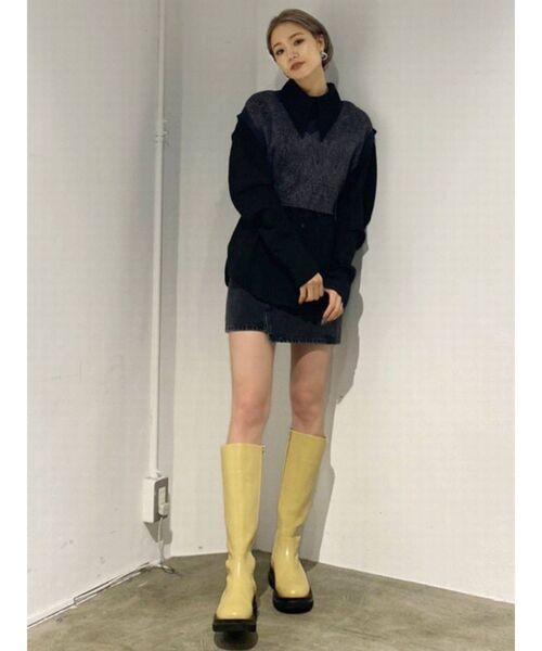 EMODA（エモダ）の「スウィッチングデニムスカート（スカート・レディース・グレー/ブラック・MEDIUM/SMALL）」の5枚目の写真