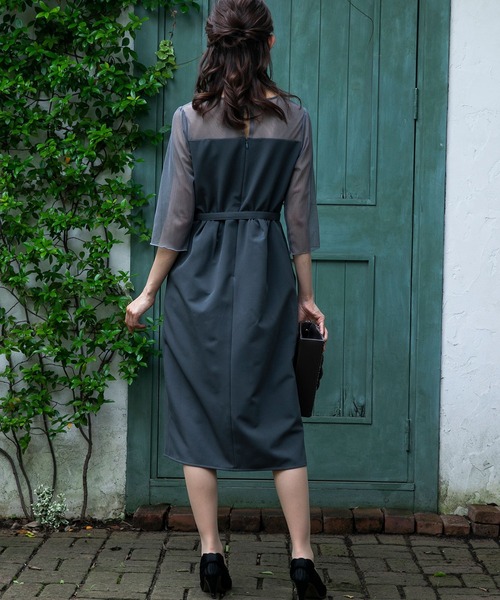 form forma（フォルムフォルマ）の「ビスチェデザインIラインワンピース（ドレス・レディース・ダークグレー/ネイビー・9号）」の12枚目の写真