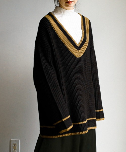 feepur（フェピュール）の「《ウォッシャブル》チルデンVネックオーバーニット（ニット/セーター・レディース・ブラック/オフホワイト/ブルー/グリーン系その他・MEDIUM）」の2枚目の写真