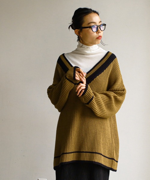 feepur（フェピュール）の「《ウォッシャブル》チルデンVネックオーバーニット（ニット/セーター・レディース・ブラック/オフホワイト/ブルー/グリーン系その他・MEDIUM）」の14枚目の写真