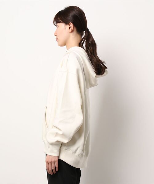 HONEYSUCKLE ROSE(ハニーサックルローズ)の「【HONEYSUCKLE ROSE】ポンチビッグパーカー(パーカー・レディース・オフホワイト/イエロー/ダークグレー/グリーン/ピンク/ベージュ・M/L)」の7枚目の写真