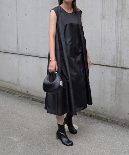 Marient（マリエント）の「サテンタックドレスOP/ワンピース/オケージョン（ドレス・レディース・ブラック・FREE）」の4枚目の写真