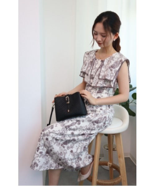 SAISON DE PAPILLON（セゾンドパピヨン）の「【満点評価】牛床革ストライプ調型押しショルダーバッグ（ショルダーバッグ・レディース・ブラック/オフホワイト・フリー）」の22枚目の写真