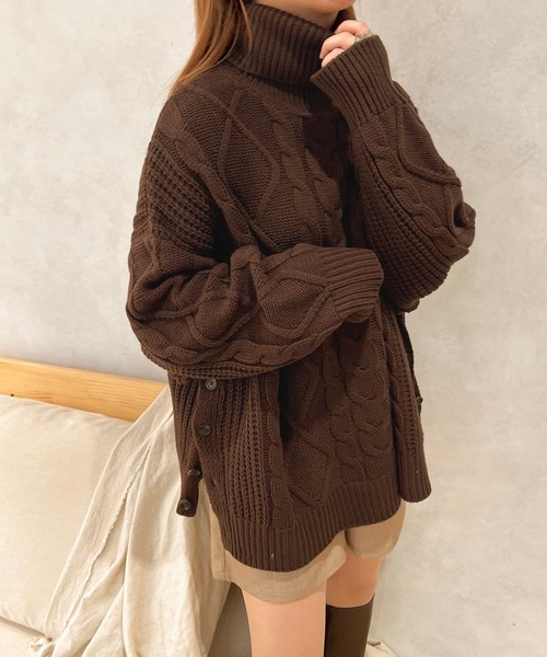 apres jour clair（アプレジュールクレア）の「【apres jour clair】サイドボタンケーブルニット（ニット/セーター・レディース・ダークブラウン/アイボリー/ブラウン系その他・フリー/X-LARGE）」の17枚目の写真
