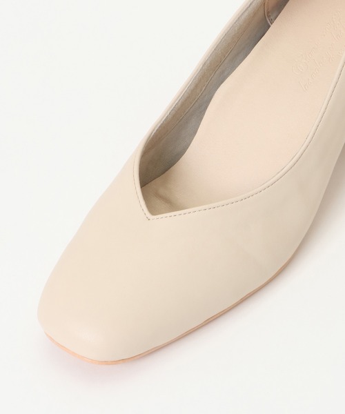 ikka（イッカ）の「スクエアトゥパンプス（パンプス・レディース・ブラック/オフホワイト・M/L）」の6枚目の写真