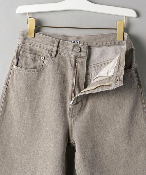 AURALEE（オーラリー）の「＜AURALEE＞デニム ショーツ Ψ（デニムパンツ・レディース・モカ・1）」の3枚目の写真